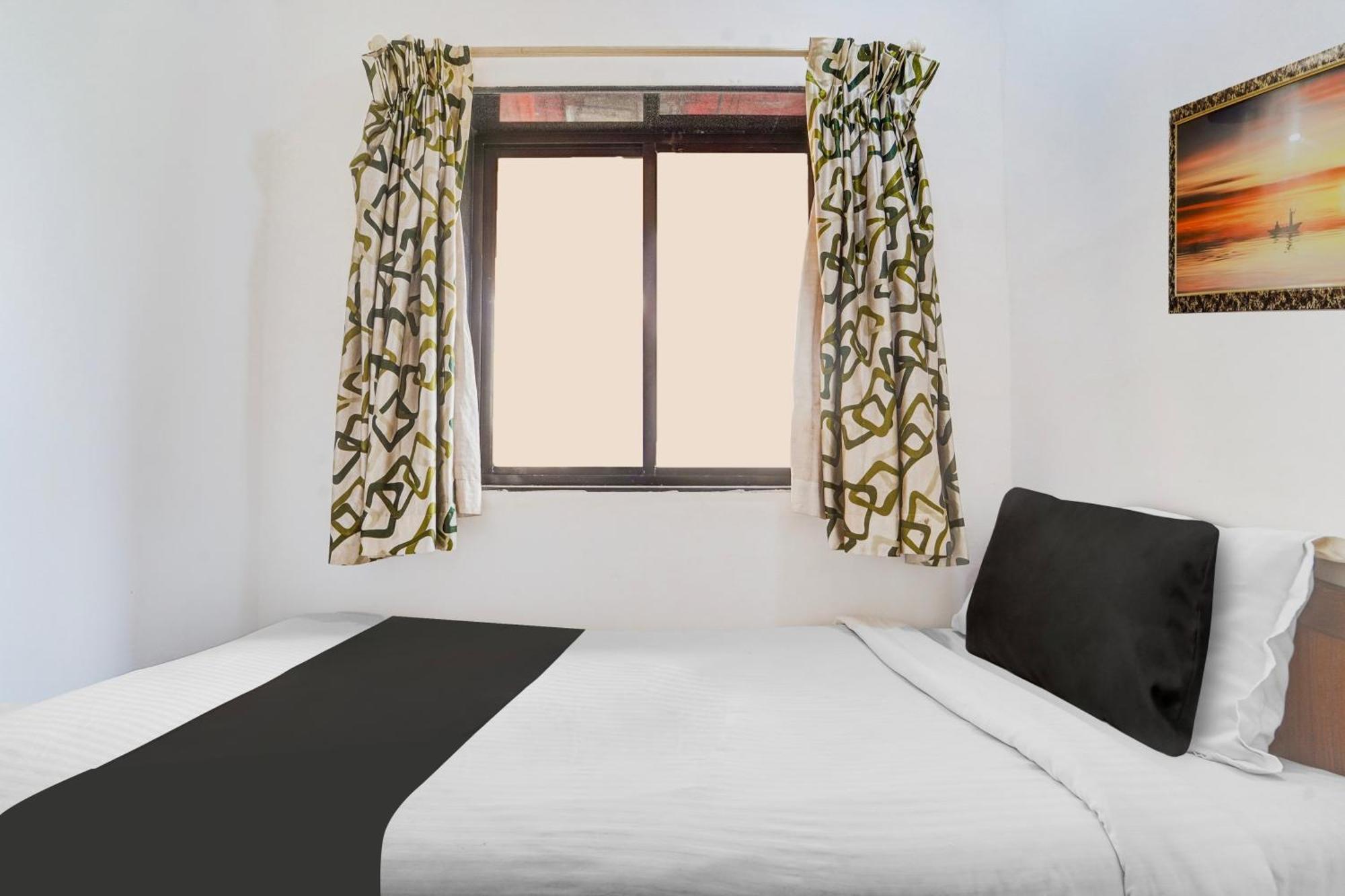 Super Townhouse - Baga Circle Formerly Park Avenue * Calangute